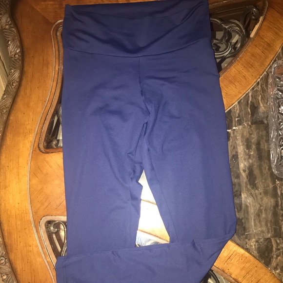 AcaiBerry BootyScrunch Push Up Leggings - Picture 7 of 8